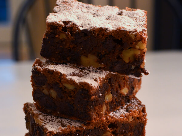 Eggless Brownie Recipe, Eggless Chocolate Brownies - Edible Garden